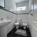 Comodo Apt 2 Hab + 2 Banos | Fuengirola Centro Daire Fuengirola