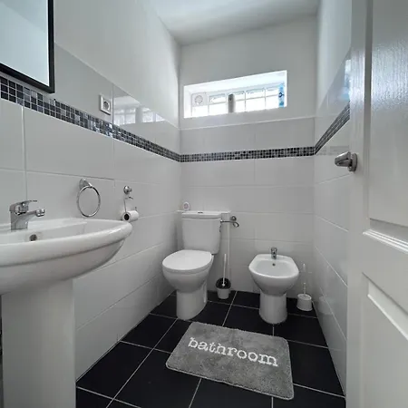 Cómodo 2 Hab + 2 Baños | Centro Apartamento Fuengirola
