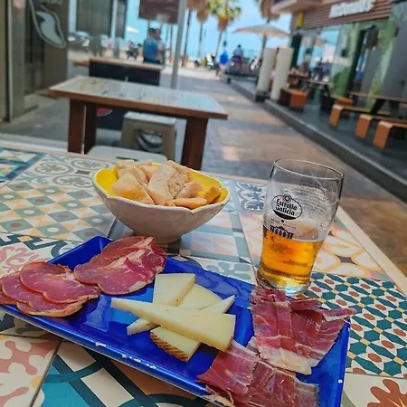 Apartamento Cómodo 2 Hab + 2 Baños | Centro Fuengirola