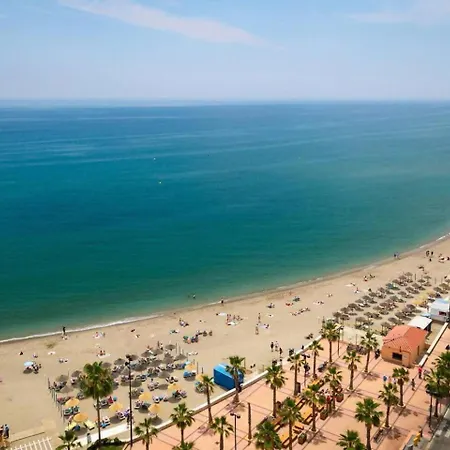 Cómodo 2 Hab + 2 Baños | Centro Apartamento Fuengirola