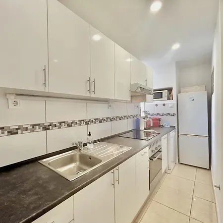 Cómodo 2 Hab + 2 Baños | Centro * Fuengirola