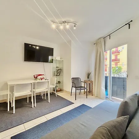 Daire Comodo 2 Hab + 2 Banos | Centro