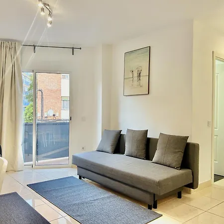 Comodo 2 Hab + 2 Banos | Centro * Fuengirola