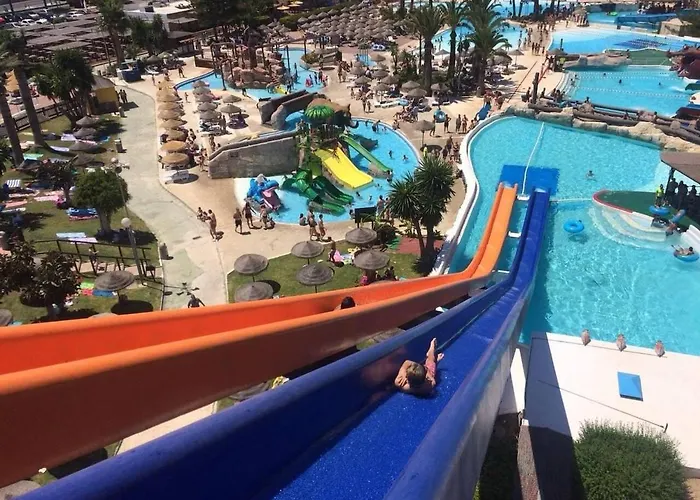 Apartment Center Terrace, Wifi Near The Fuengirola