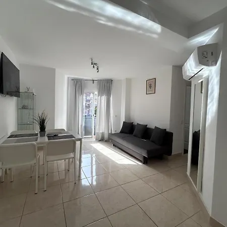 Comodo Apt 2 Hab + 2 Banos | Fuengirola Centro Lejlighed Fuengirola
